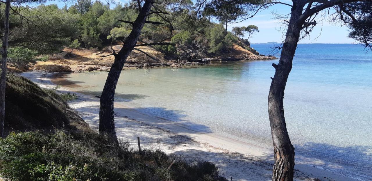 Roulotte Fenouillet Hotel Hyères Buitenkant foto
